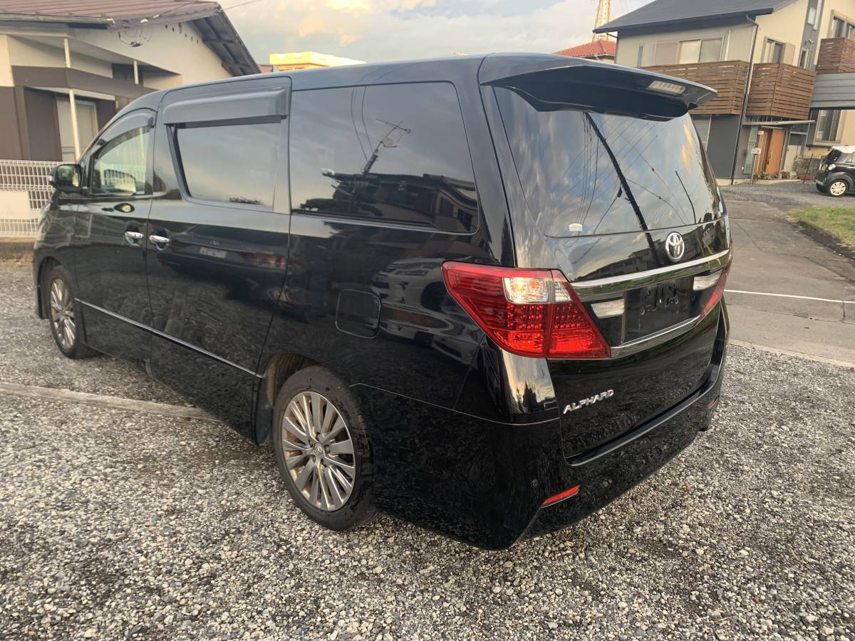 Toyota Alphard 240S Type Gold 